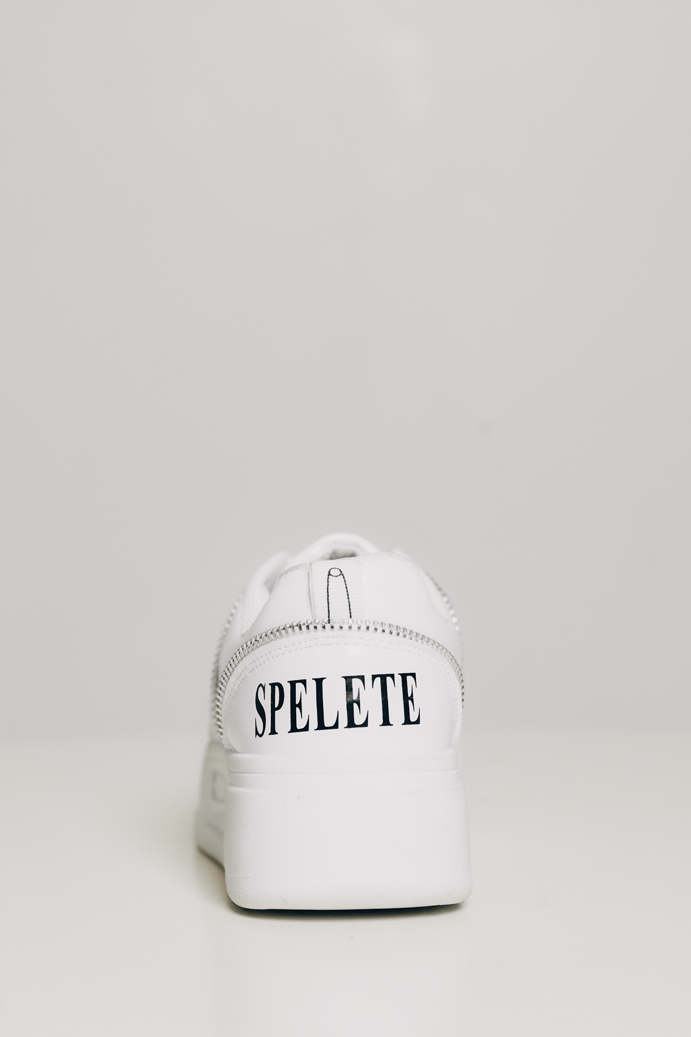 Spelete Zip Zip Sneaker